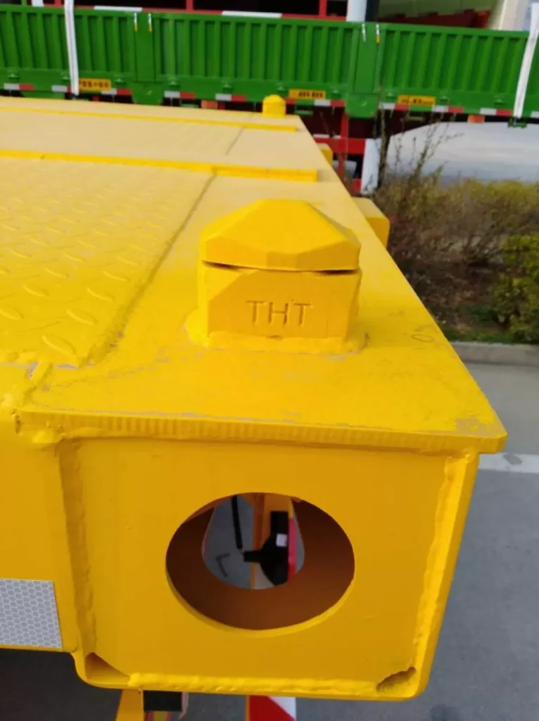 Twist lock