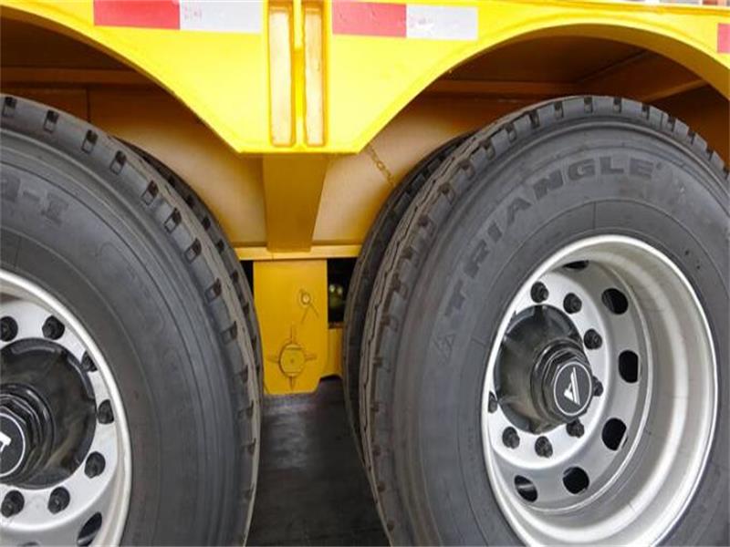 Detachable Gooseneck Lowboy Trailer