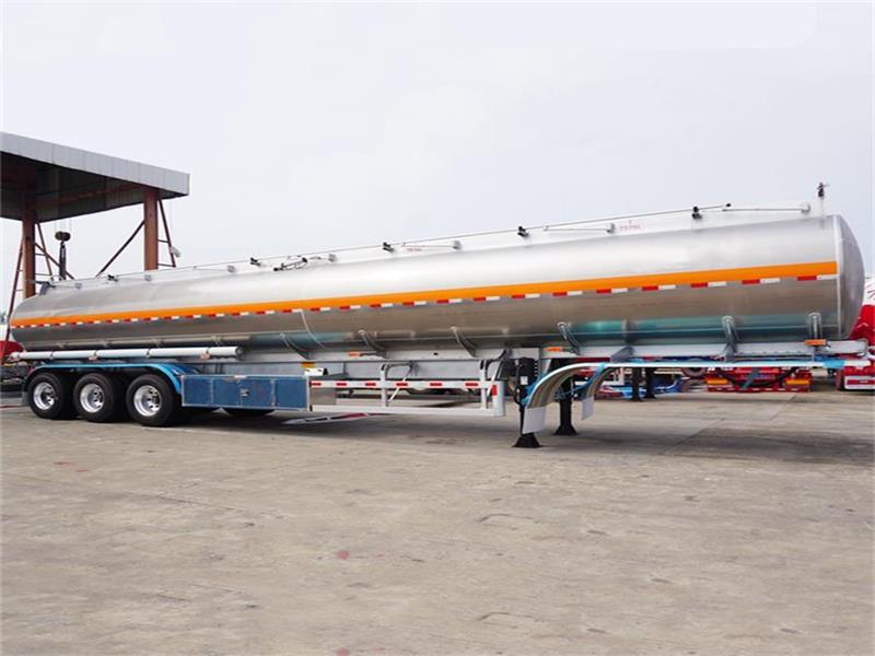 CIMC 4 Axle Aluminum Tanker Trailer
